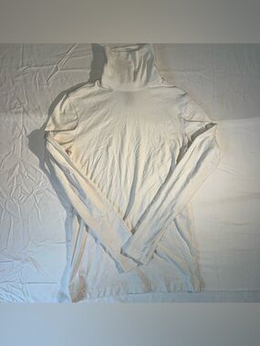 Classic Cream Turtleneck Long Sleeve Top - Women's